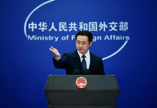 外交部：中方对布朗总理获得连任表示祝贺